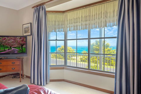 120 Ocean Parade Dalmeny - Holiday Find 3