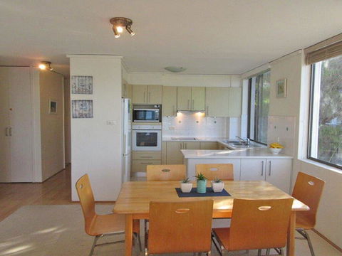 13 'Harbourside', 3-7 Soldiers Point Road - Fantastic Waterfront Unit - Holiday Find 2
