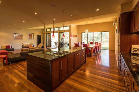 141 Providence Drive, Bowhill - Holiday Find 2