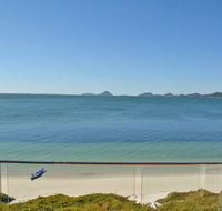 15 'Harbourside' 3-7 Soldiers Point Road - right on the waterfront - Holiday Find