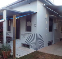 15 Robert Johnstone Parade - Holiday Find