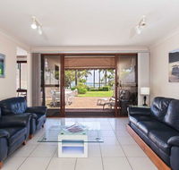 16 'The Moorings' 4 Cromarty Road - Waterfront property with Pool  Air conditioning - Holiday Find