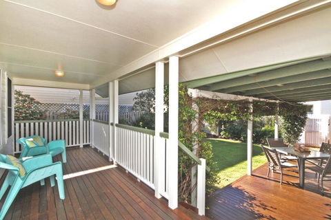 16 Beachway Pde, Marcoola: Linen Incl, WiFi, Pet Friendly, A/Cond. 500 BOND - Holiday Find 2