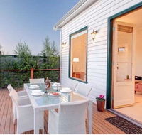 1880s Kananook Boutique Historic Luxury Apartment FSC Private Villa Bairnsdale - Holiday Find