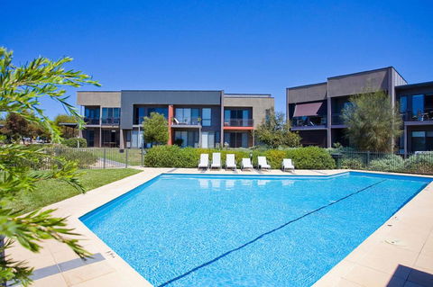 19 Coast Drive - Holiday Find 1