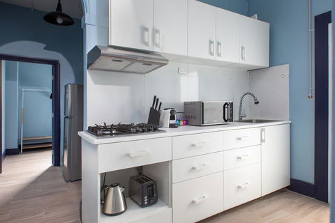 2-Bed Apartment Metres From Coogee Beach And Dining - Holiday Find 2