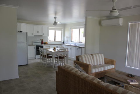 2/51 Carlo Road - Rainbow Beach - Holiday Find 1