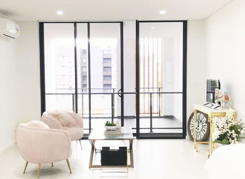 206 Kalina Apartments 1 Bedroom - Holiday Find 0