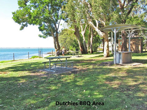 25 Christmas Bush Avenue - Aircon, Pet Friendly, Small Boat Parking & WIFI - Holiday Find 2