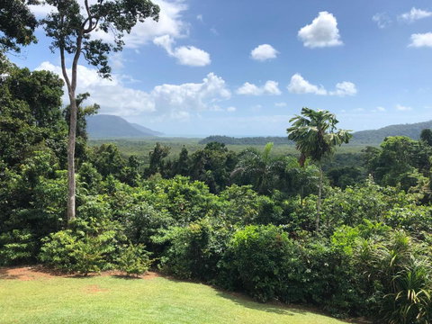 Daintree - House With A View - Holiday Find 3