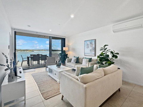 Deluxe 3-Bed Unit With Views - Holiday Find 2