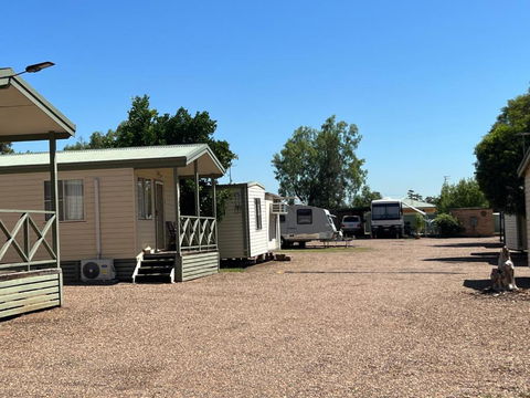 Denman Van Village - Holiday Find 1