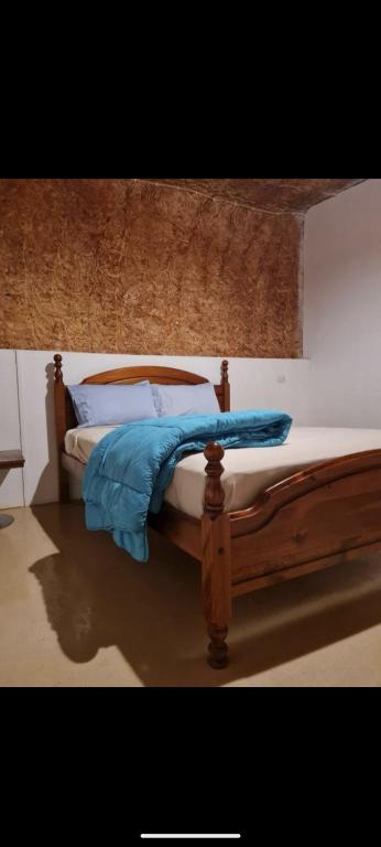 Desert Gum Grund St - Holiday Find 3