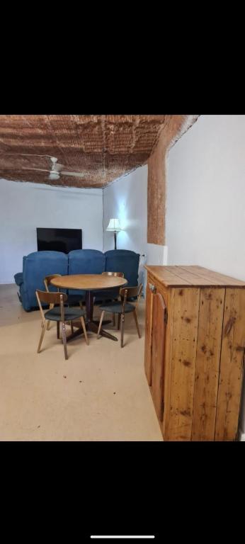 Desert Gum Grund St - Holiday Find 4