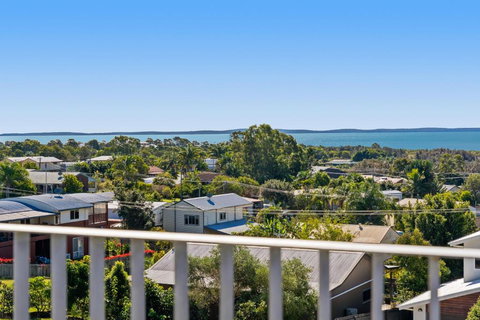 Designer Container Home With Amazing Island Views - Holiday Find 1