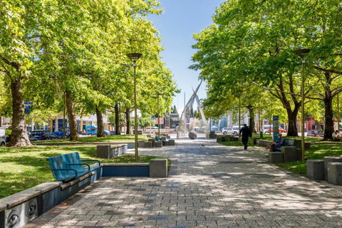 Dana-Private Room In A City Centre Duplex Apartment-1 - Holiday Find 4