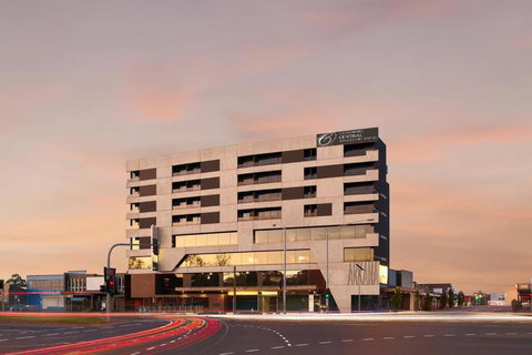 Dandenong Central Apartments Official - Holiday Find 0