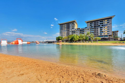 Darwin Waterfront Short Stay Apartments - Holiday Find 1