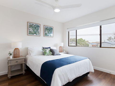 3 'Bangalee' 41 Soldiers Point Rd - Fantastic Waterfront Unit With Pool, WIFI & Chromecast - Holiday Find 3
