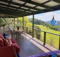 305 Montville - Holiday Find
