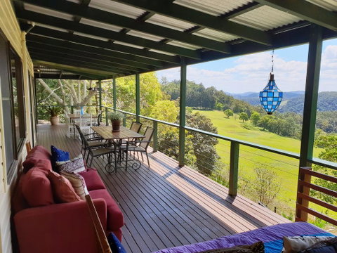305 Montville - Holiday Find 0