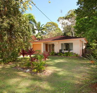 35 Santa Monica Avenue Coolum Beach Pet Friendly Linen Included - Holiday Find