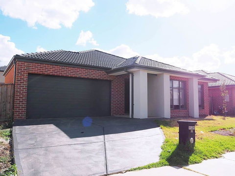 5 Bed 2 Bath Big House - Holiday Find 0
