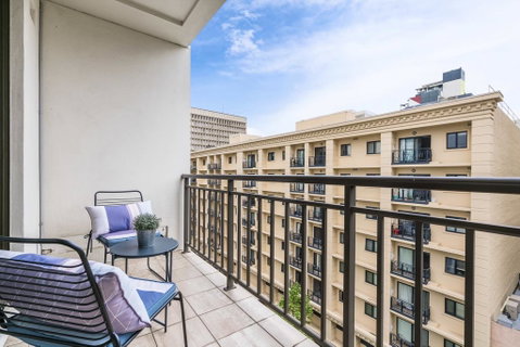504 Perth CBD Huge And Beautiful - Holiday Find 1