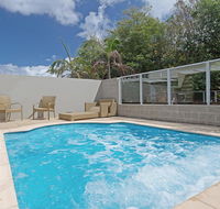 516 'Oaks Pacific Blue' 265 Sandy Point Road- private pool aircon WIFI - Holiday Find