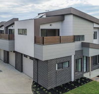 A brand new private townhouse - Holiday Find