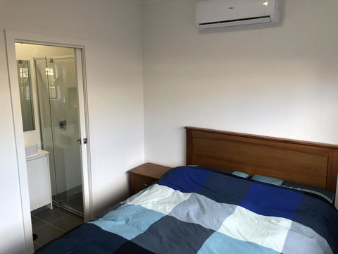 A Brand New Private Townhouse - Holiday Find 2