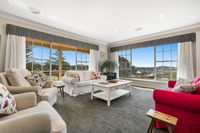Book Molong Accommodation Vacations Holiday Find Holiday Find