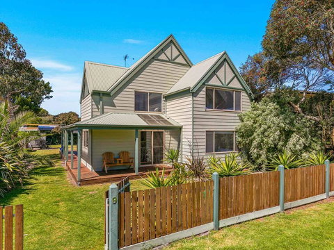 A La Plage - Holiday Find 0