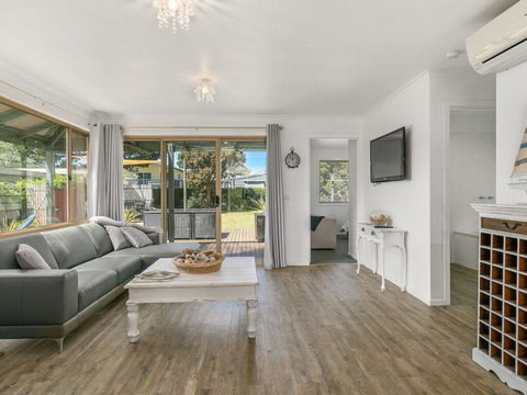 A La Plage - Holiday Find 1