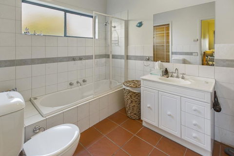 A Mariners Place - BEST Location In Town! - Holiday Find 1