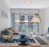 A Modern  Stylish Studio Near Darling Harbour - Holiday Find