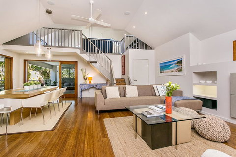 A PERFECT STAY - Beachcomber Blue - Holiday Find 3