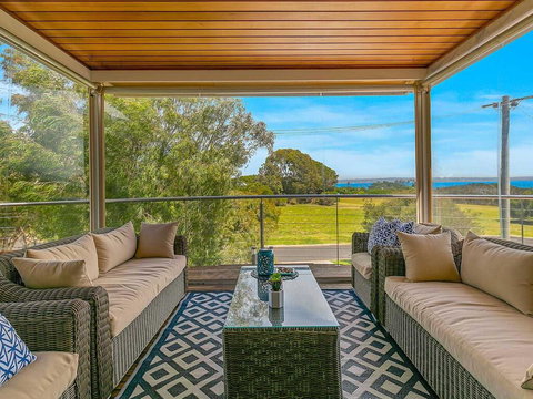 A Wave From It All - Holiday Find 1