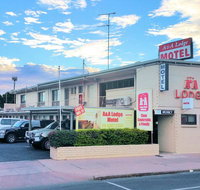 AA Lodge Motel - Holiday Find