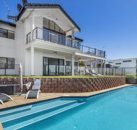 Above and Beyond - Beautiful Home with Pool - Holiday Find