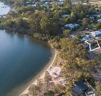 Above Sunset - 100m from the Paynesville Lakes - Holiday Find