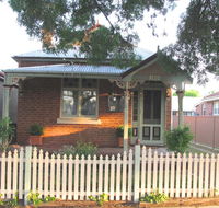 Acacia Cottage on Peel Bathurst - Holiday Find