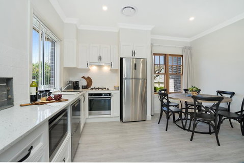 Accommodation Hunter - Adams Street Maitland - Holiday Find 2