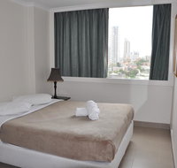 Accommodation Sydney City Centre - Hyde Park Plaza 3 bedroom 1 bathroom Apartment - Holiday Find