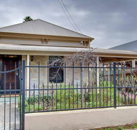 Adelaide close CBD Large Private Studio Apartment in St Peters - Holiday Find
