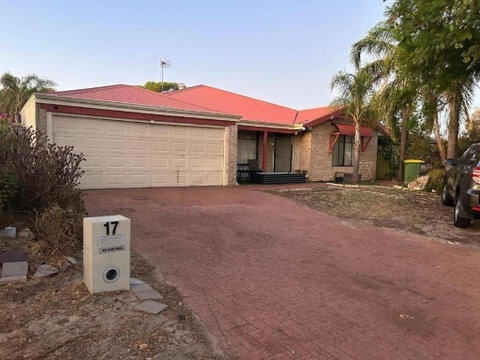 Double Room Share Bathroom And Kitchen - Holiday Find 0
