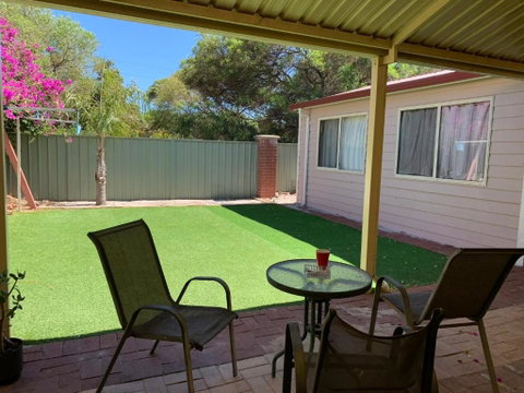 Double Room Share Bathroom And Kitchen - Holiday Find 2