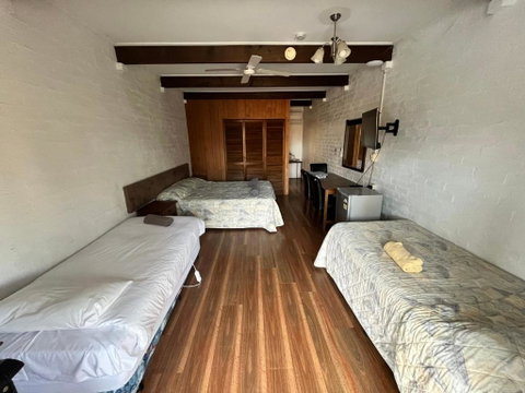 El Toro Motel - Holiday Find 1