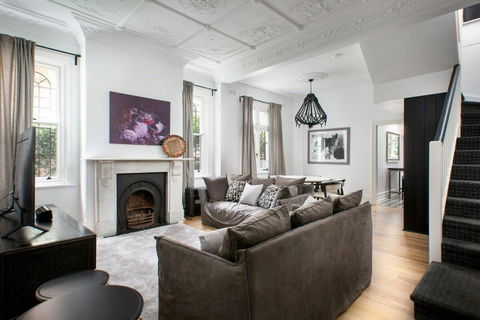 Elegant 3-Bed Heritage House With Swimming Pool - Holiday Find 1