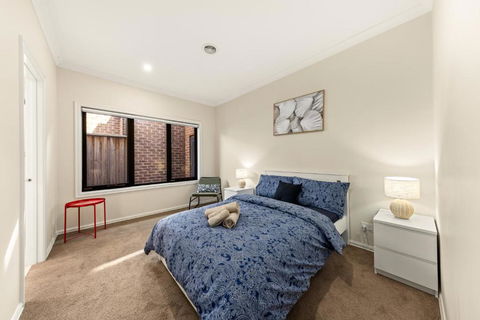 Entire Great Place Keysborough - Holiday Find 3